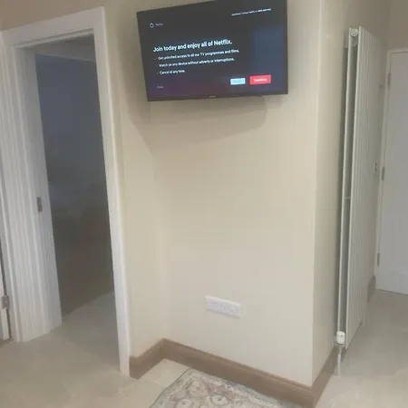 O'brien's 2 Bedroom Centre Galway