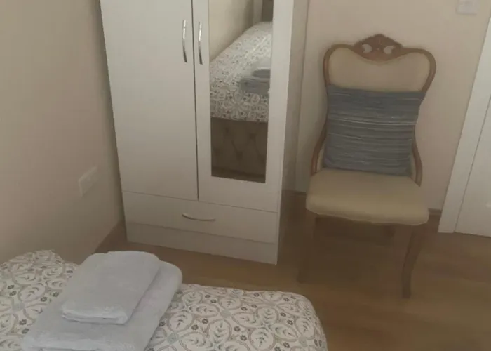 Апартаменты O'brien's No Breakfast